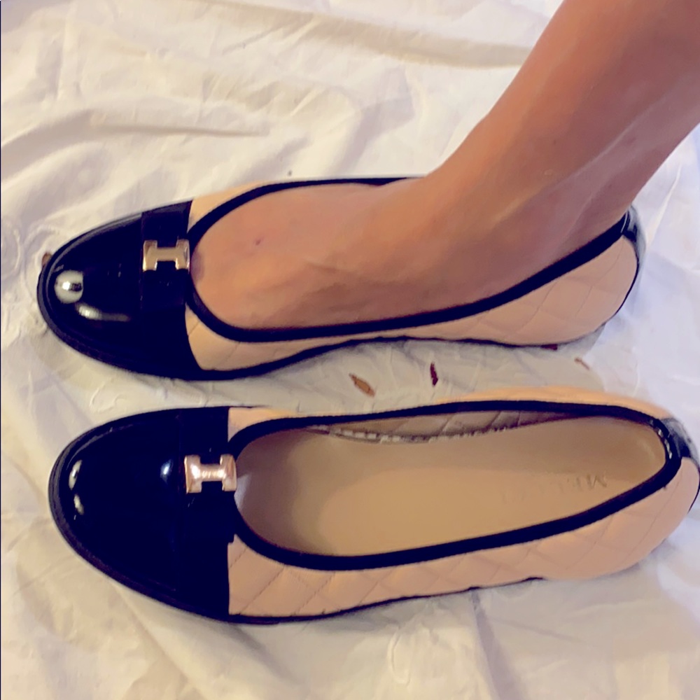 Elegant Meucci Leather ballet flats 10M